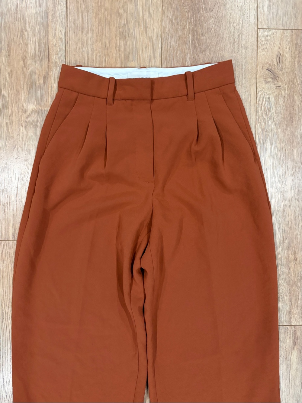 Wilfred The Effortless Pant Burnt Orange Rust High Rise Pleated Trousers Size 6 - Picture 3 of 6